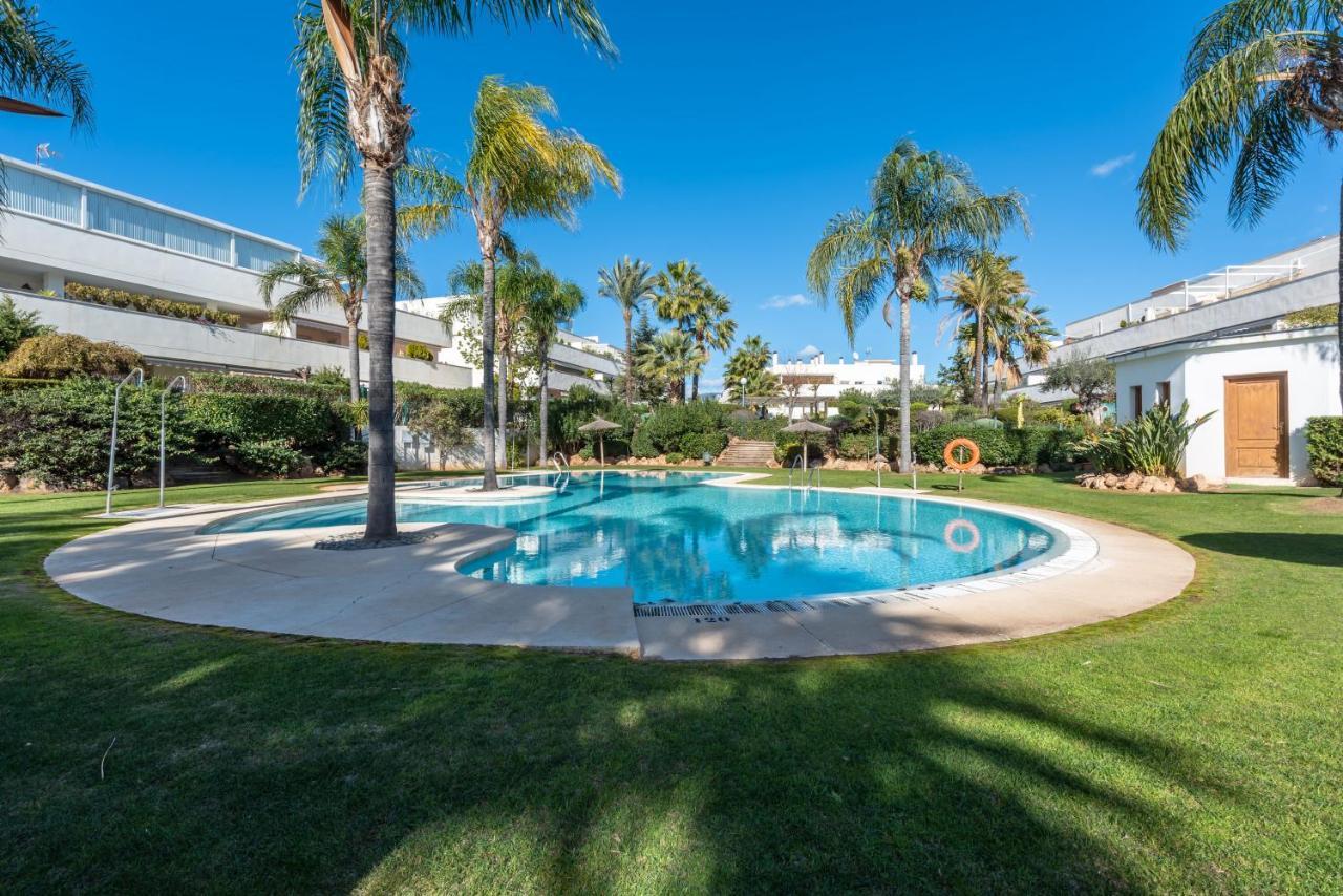 Apartamento Altos De Banus II Momento Marbella Esterno foto